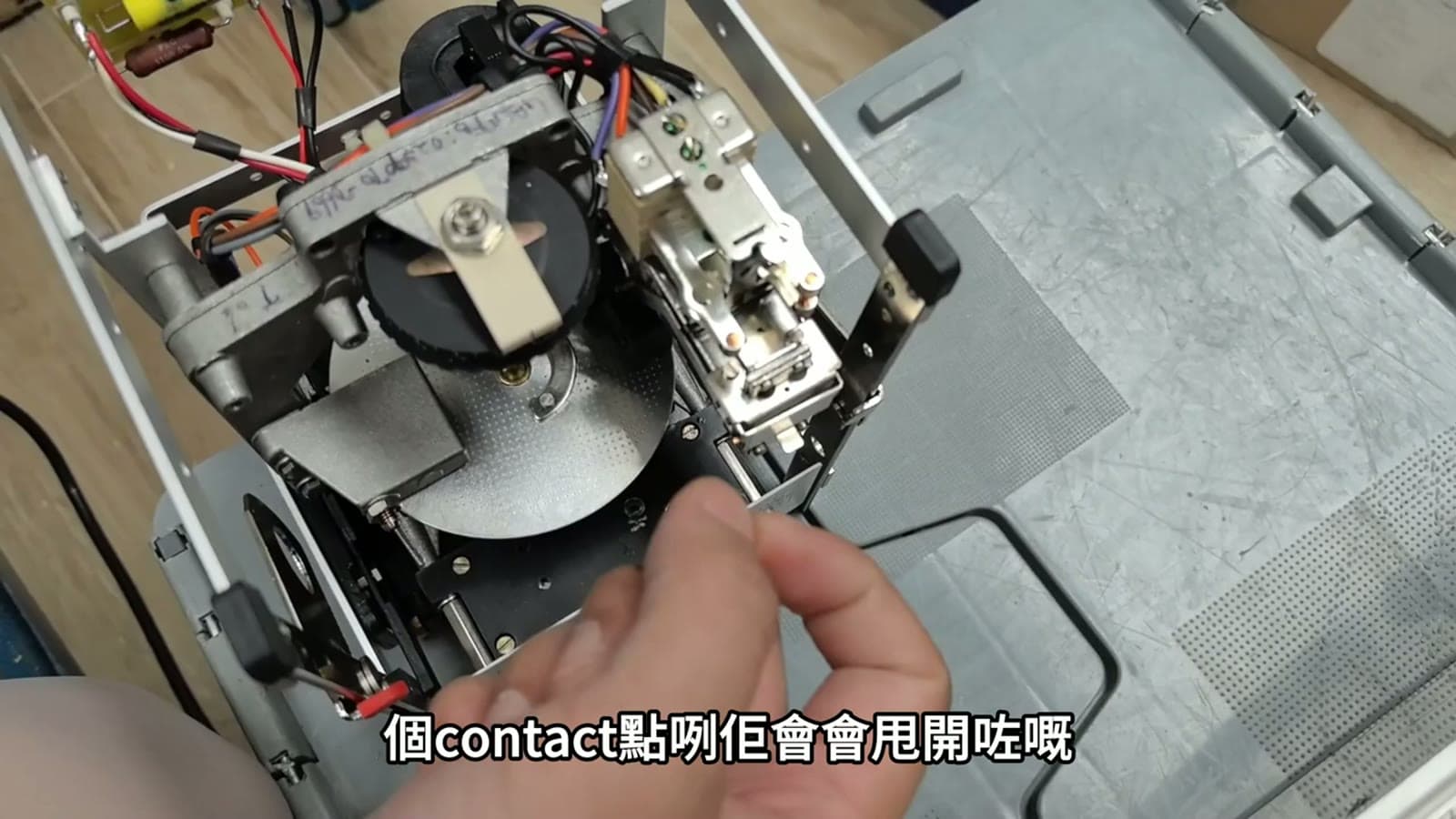 CDG11AF earth fault relay 現場教學畫面,測試儀讀取跳脫時間